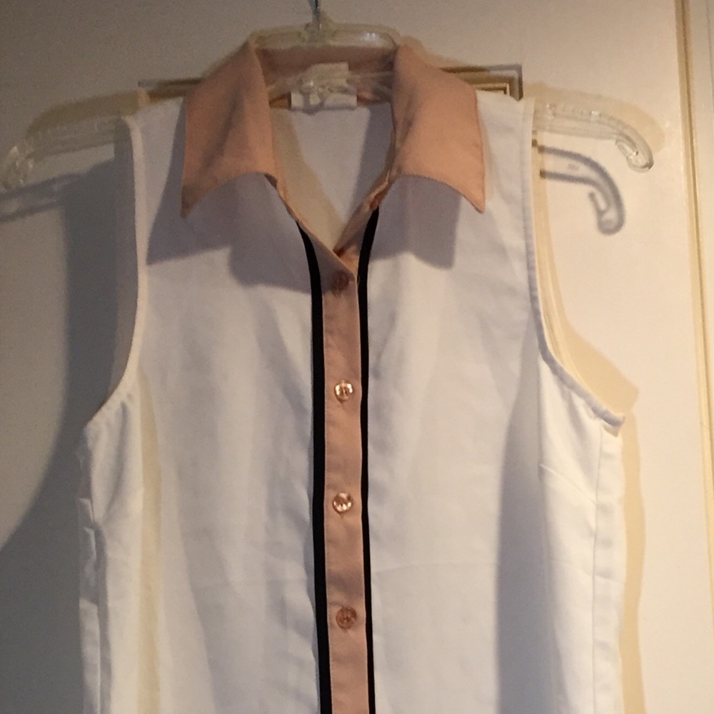 Sleeveless Collared Shirt Coincide Chance